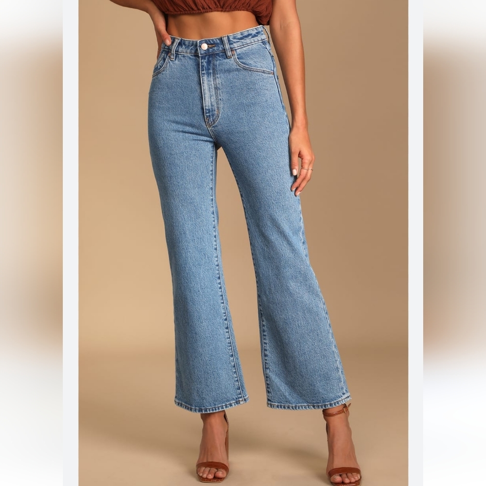 ROLLA'S Eastcoast Crop Flare High Rise Denim Jeans | Medium Blue | Size 28